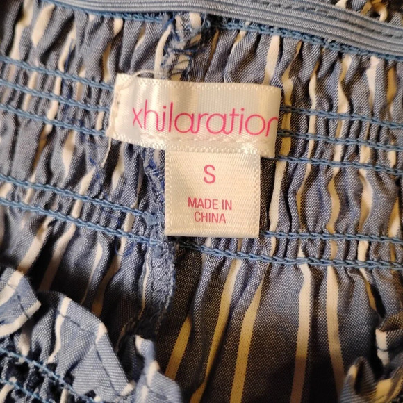 Xhilaration Blue and White Off Shoulder Blouse, Small - Picture 7 of 7